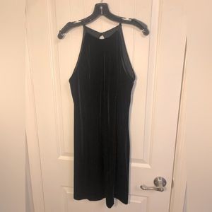Black velvet dress - comfy and great for the holidays!